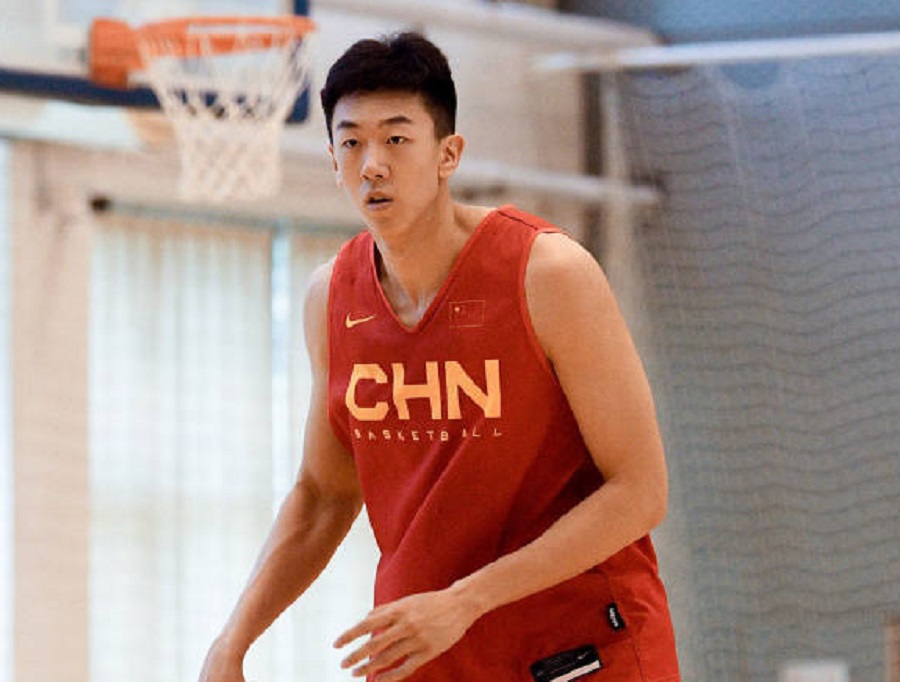 湖北男篮主教练战术精准，带领全队获胜的简单介绍