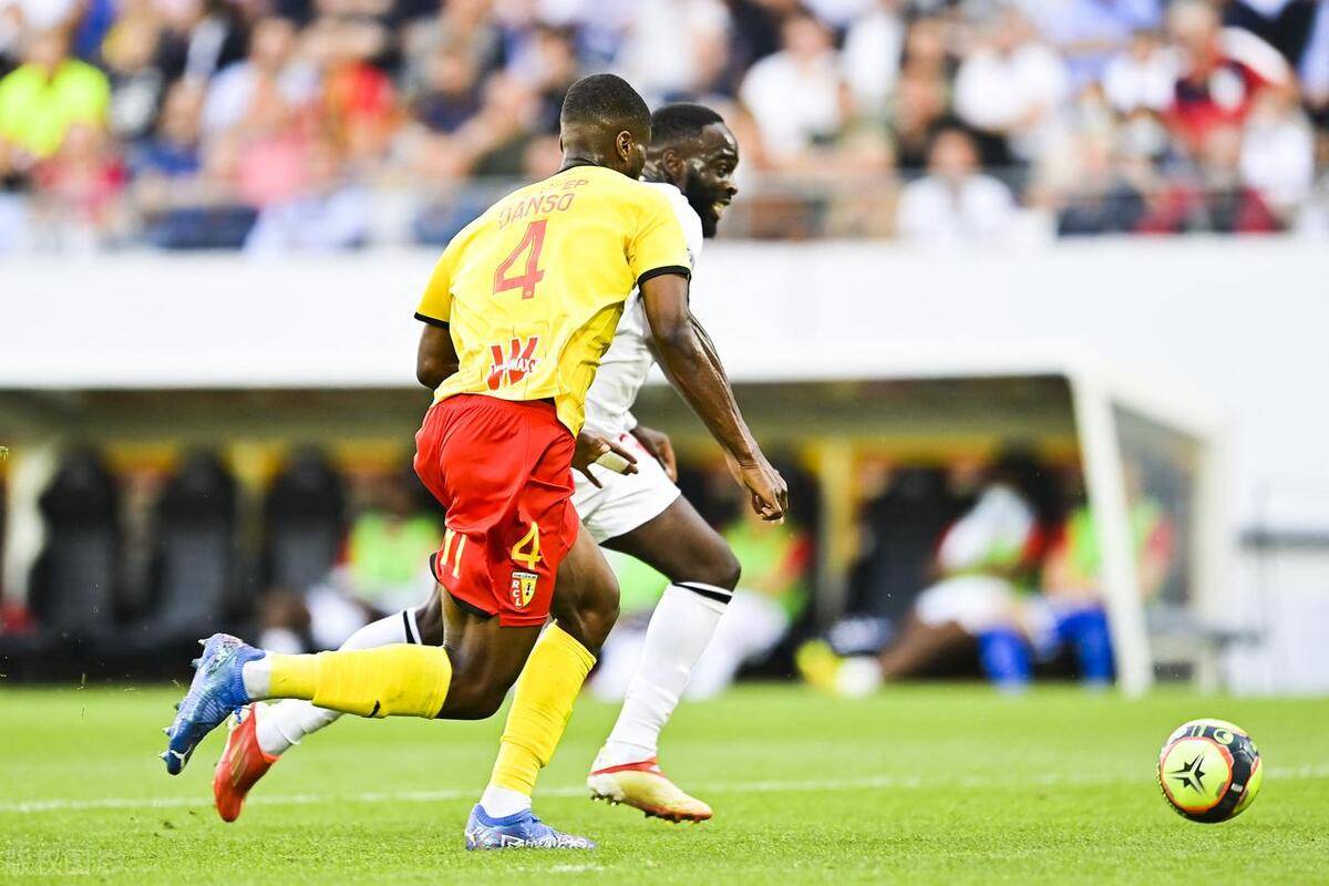 开云官网-澳大利亚参与国际足球盛事，取得非凡表现