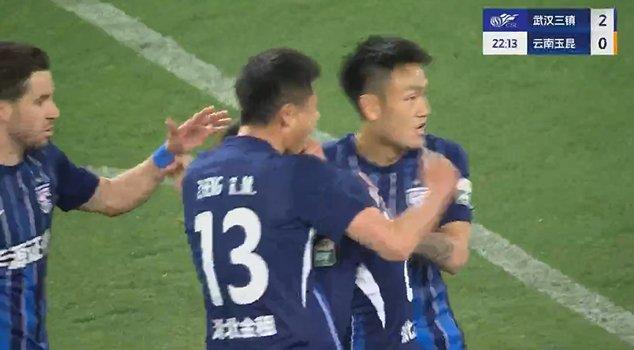 开云下载-关于精神头球破门，在比赛中立下赫赫战功的信息