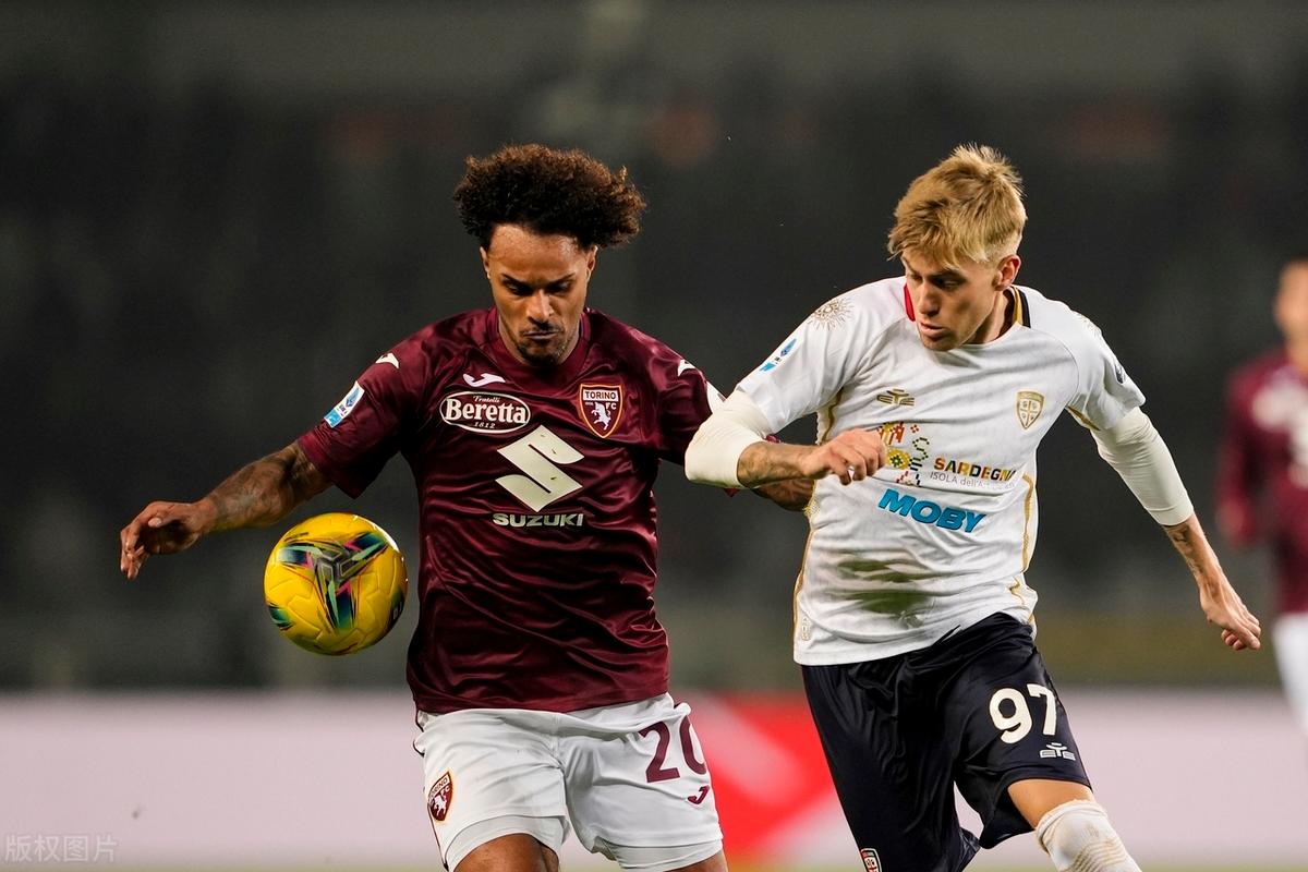 包含意甲领头羊拉开积分差距，欲夺冠军宝座的词条