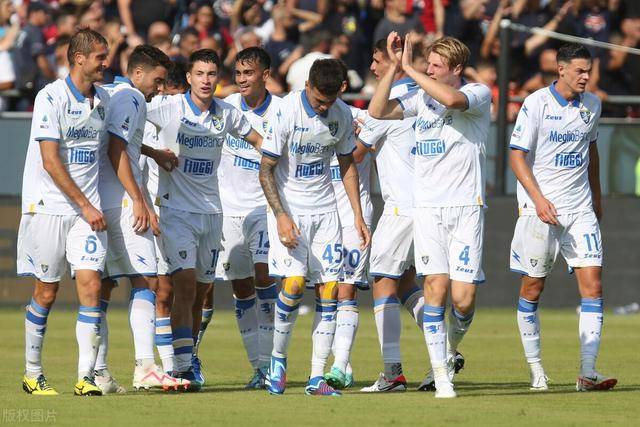 开云体育在线-沙尔克遭遇主场失利，保持低迷状态的简单介绍