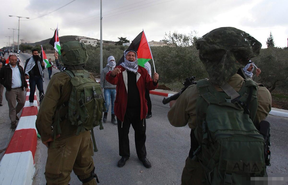 主教练智慧指挥，战术严密赢得胜利