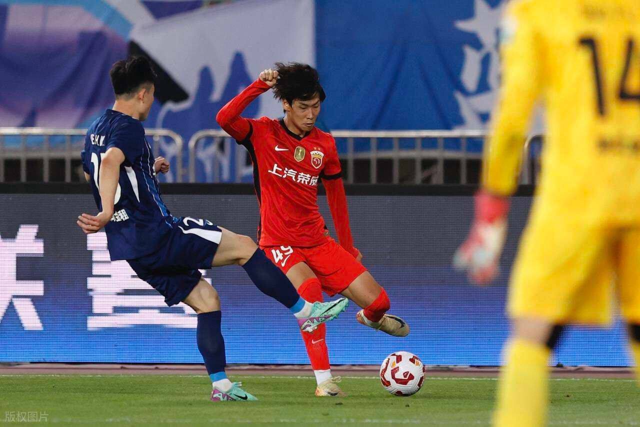 上港客场击败富德，积分稳步上升的简单介绍