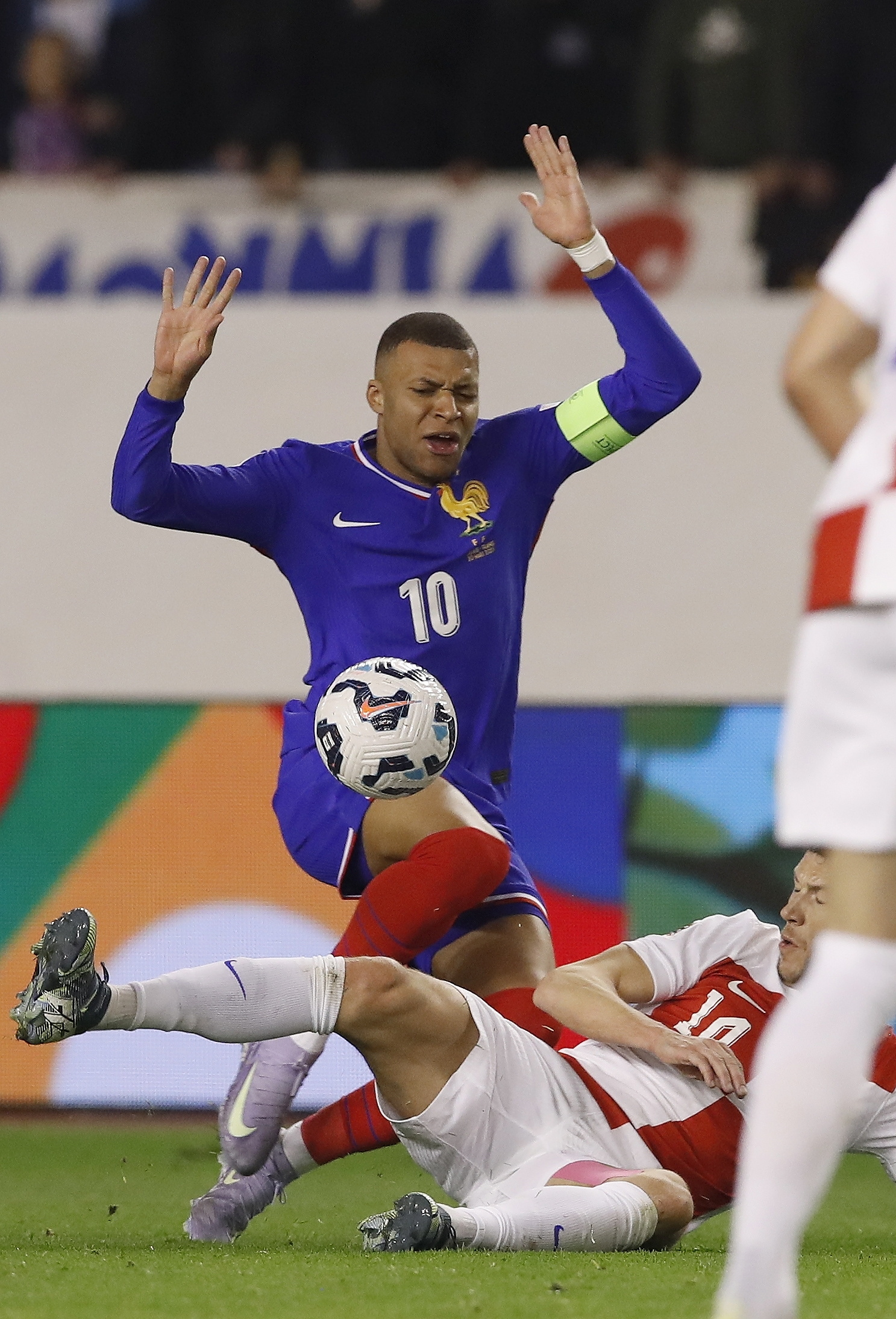 欧洲国家联赛:奥地利与捷克将在球场上争夺胜利的简单介绍 欧洲国家联赛:奥地利与捷克将在球场上争夺胜利的简单介绍