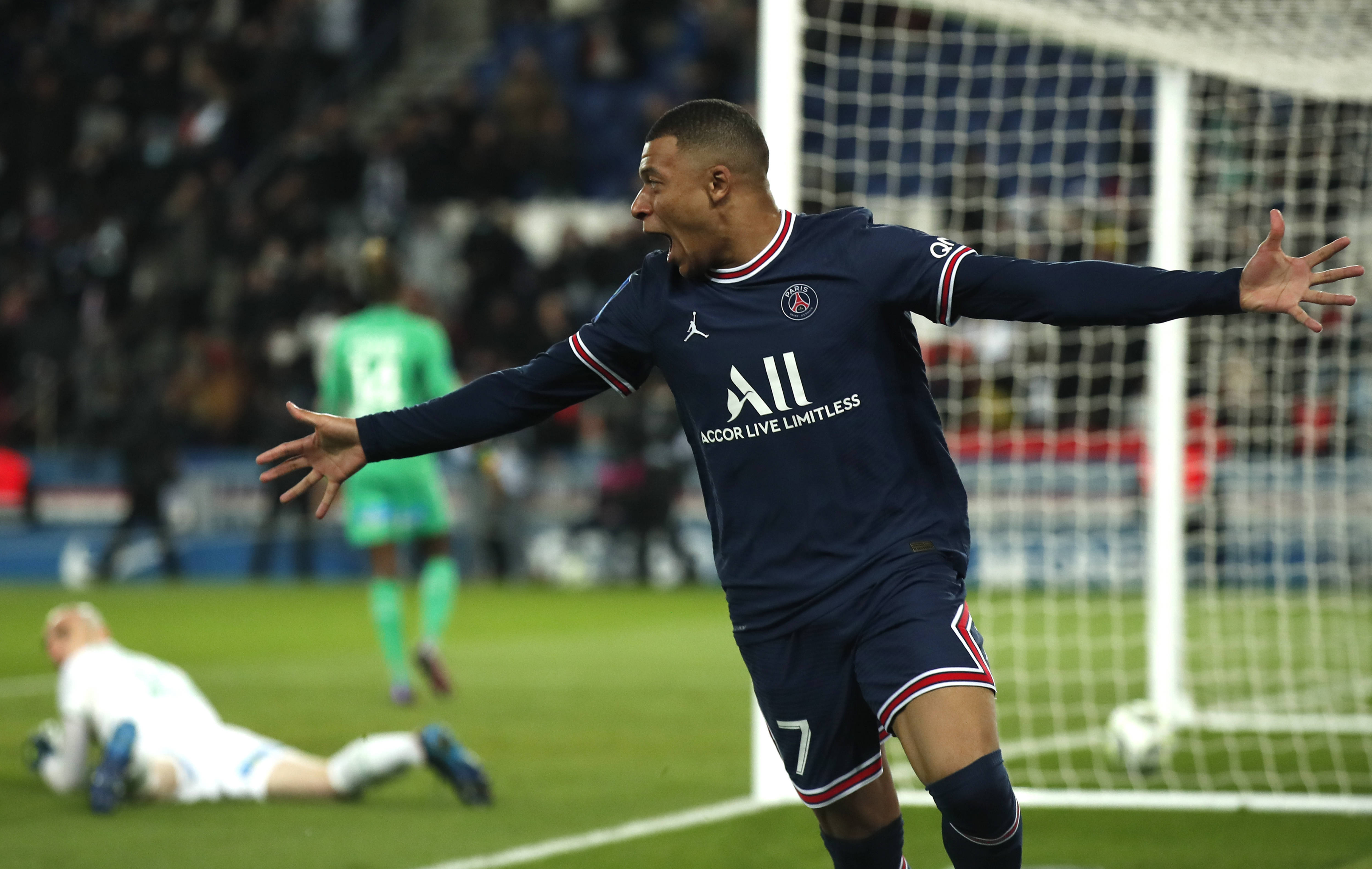 关于难解的拜仁之困,欧冠决赛前景蒙上阴影的信息 关于难解的拜仁之困,欧冠决赛前景蒙上阴影的信息