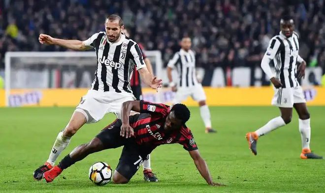 关于尤文图斯客场夺冠关键战，球迷翘首期待的信息