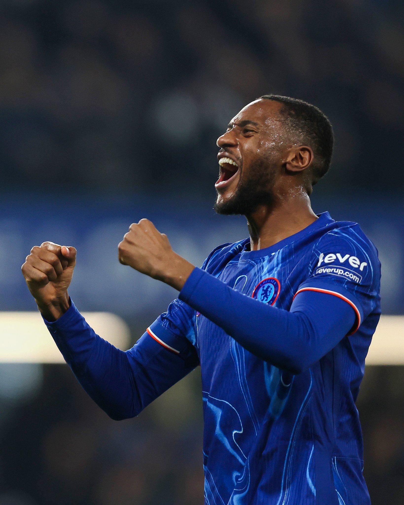 关于切尔西青训新星崭露头角,球队青训工作见成效的信息 关于切尔西青训新星崭露头角,球队青训工作见成效的信息