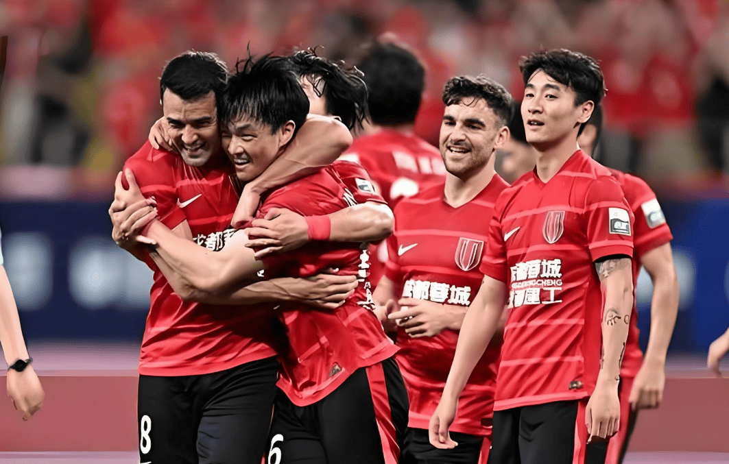 中超球队备战冠军,新赛季迎接挑战 中超球队备战冠军,新赛季迎接挑战