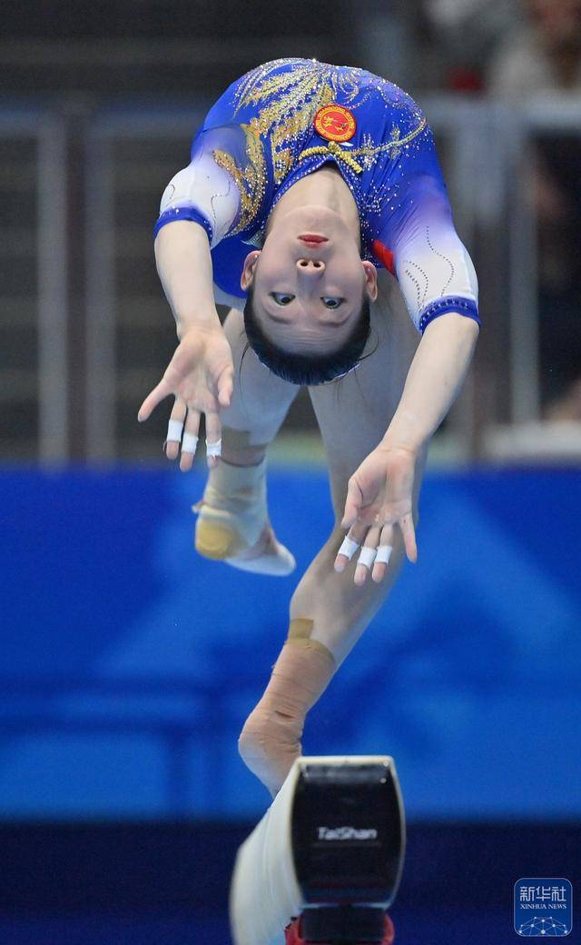 体操女子团体全能比赛:俄罗斯队获胜 体操女子团体全能比赛:俄罗斯队获胜