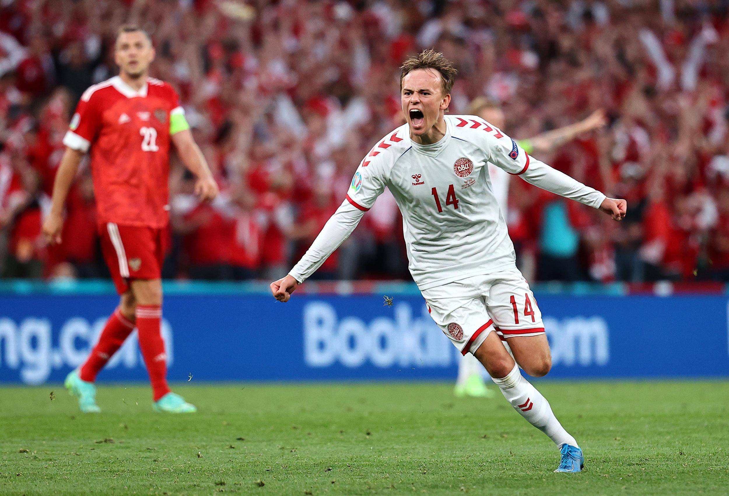 开云体育在线-欧国联赛决赛战火蓄势待发，谁能夺魁？