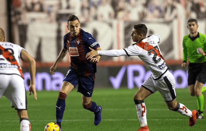 韦斯卡客场-小胜毕尔巴鄂,取得关键胜利 韦斯卡客场-小胜毕尔巴鄂,取得关键胜利