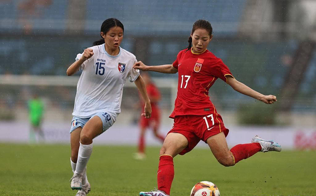 开云体育平台APP-阿尔卑斯山下，中国女足队员豪取四连胜