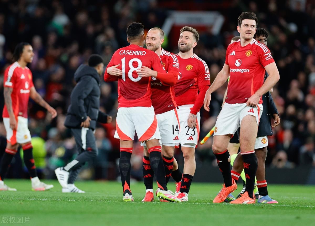 狼队遭遇客场失利,欧战希望有所动摇 狼队遭遇客场失利,欧战希望有所动摇