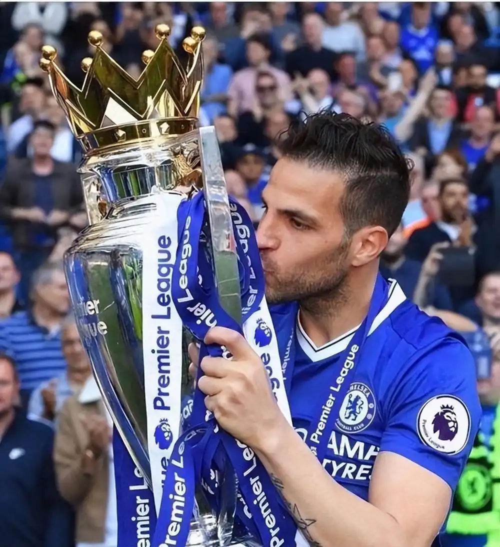 里昂转会引援不断,冲击法甲冠军无限可能的简单介绍 里昂转会引援不断,冲击法甲冠军无限可能的简单介绍