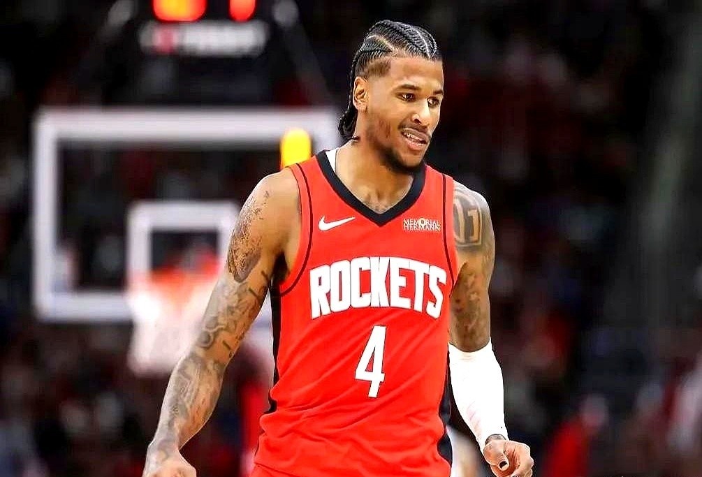 开云体育APP下载-加拿大篮球明星凯尔·洛雷成功转会芝加哥公牛的简单介绍