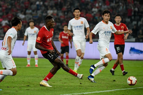 开云体育官网-武汉卓尔主场大捷，深圳佳兆业遭遇三连败