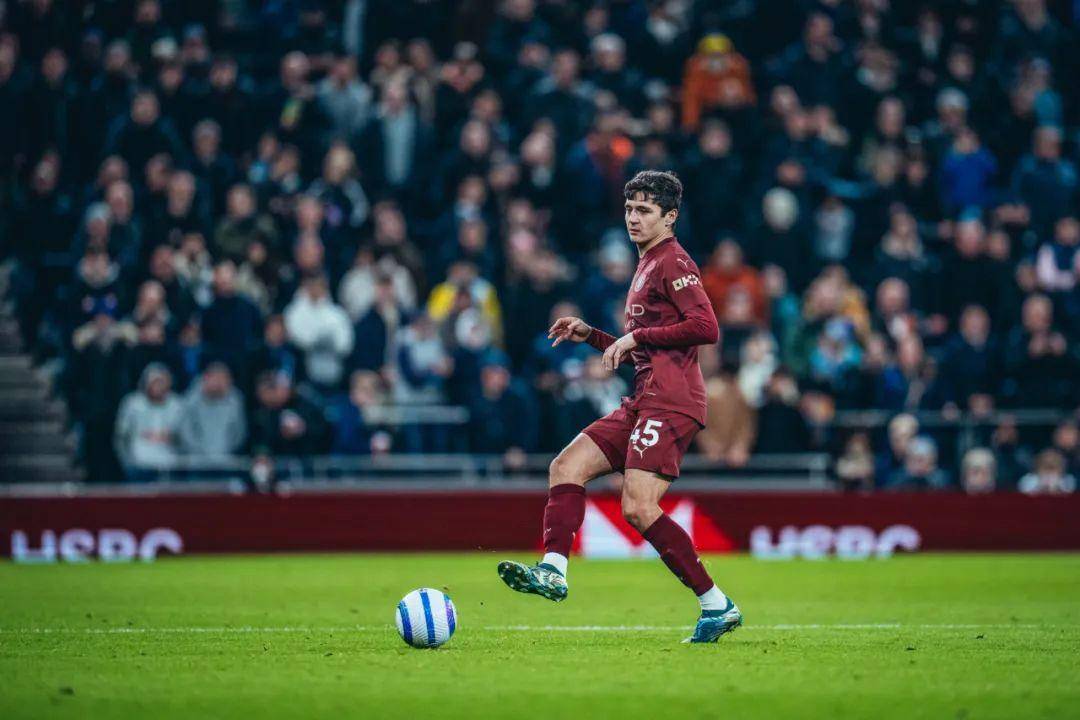 关于曼城客场告捷，瓜帅点赞纳斯里的信息