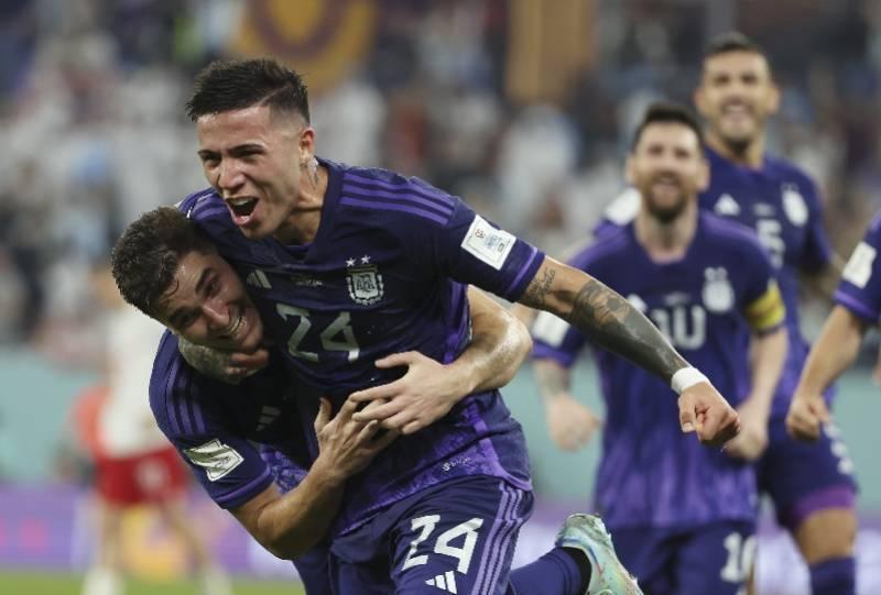 开云体育中国-瑞士队与冰岛队携手晋级世界杯四强