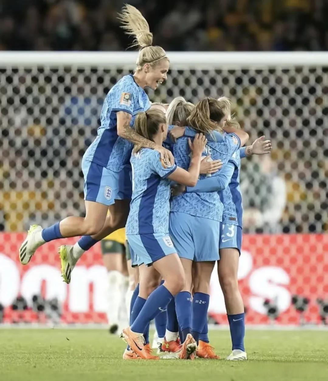 澳大利亚女足出战,击败对手晋级比赛半决赛 澳大利亚女足出战,击败对手晋级比赛半决赛