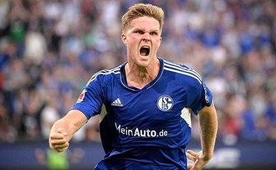 柏林赫塔锋线极具威胁,轻取对手 柏林赫塔锋线极具威胁,轻取对手