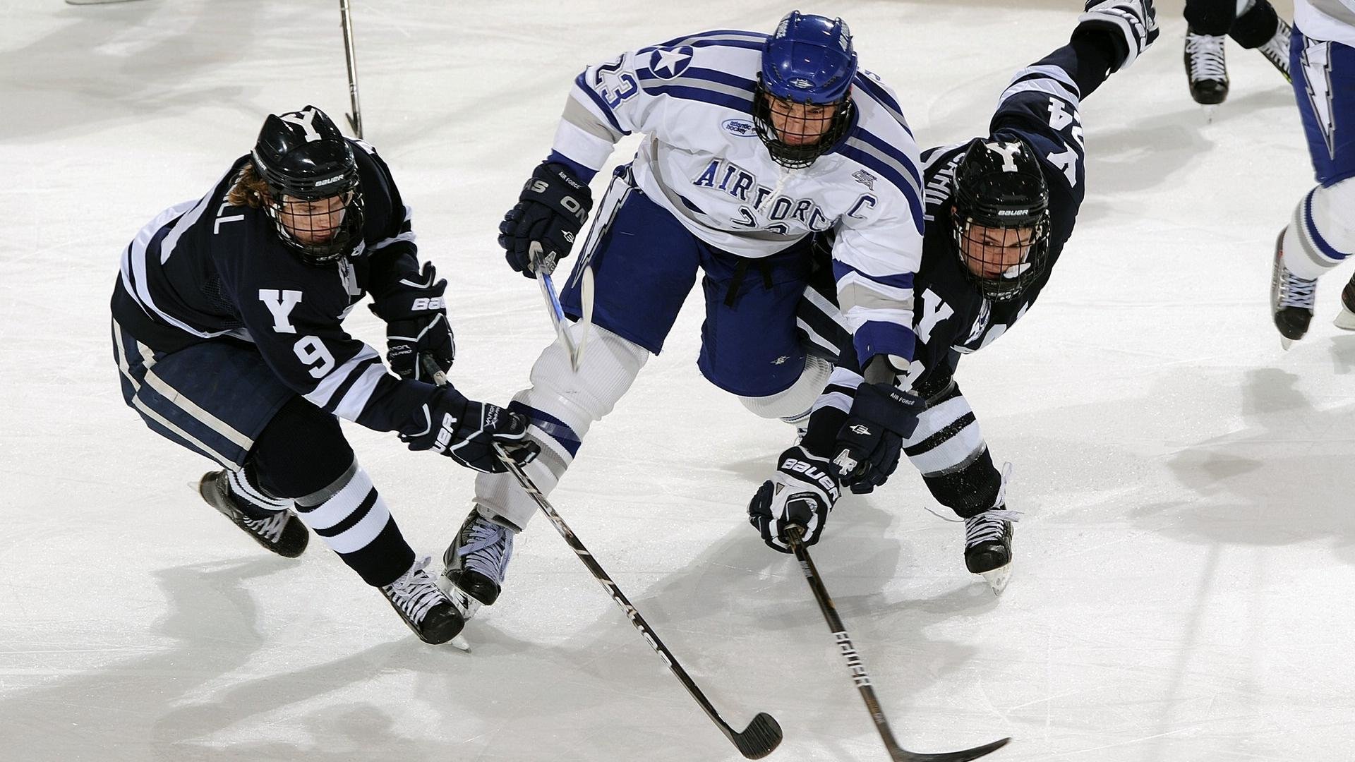 跨越两大巅峰,唯一一个能在ATP总决赛翻盘后统治戴维斯杯的人